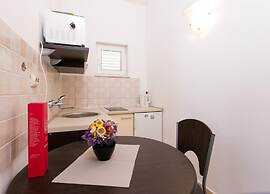 Apartments Tomy & Domy