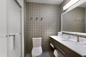 Home2 Suites by Hilton Charlotte Belmont