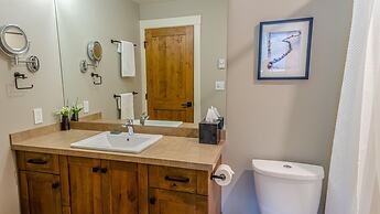 Echo Landing #05 by Bear Country