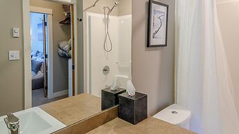 Echo Landing #05 by Bear Country