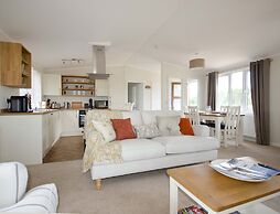 Hollicarrs - Woodland Lodge