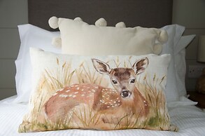 Hollicarrs - Woodland Lodge