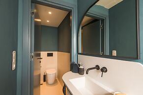 Liston Boutique Suites by CorfuEscapes