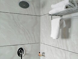 Golden Rock - AM Hotel Kollection