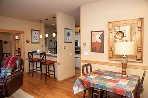 1934 Soda Springs 3 Bedroom Condo by RedAwning