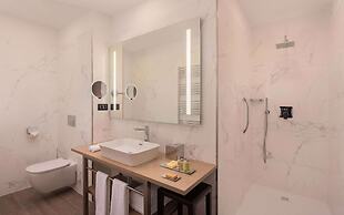 Hilton Rijeka Costabella Beach Resort & Spa