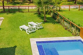 GB18 Maravilhosa Casa Pé na Areia