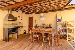 GB18 Maravilhosa Casa Pé na Areia