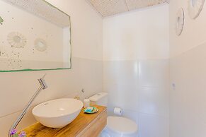 GB18 Maravilhosa Casa Pé na Areia