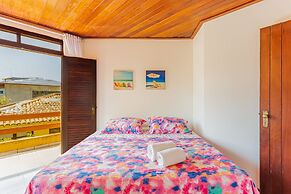 GB18 Maravilhosa Casa Pé na Areia