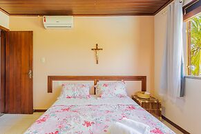 GB18 Maravilhosa Casa Pé na Areia