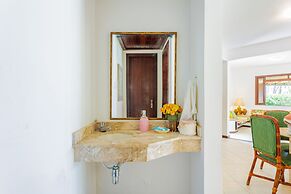 GB18 Maravilhosa Casa Pé na Areia