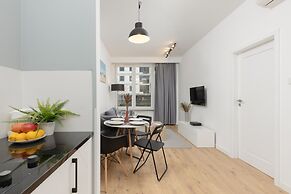 Apartment Warsaw Sławińska by Renters