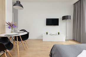 Apartment Warsaw Sławińska by Renters