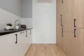 Apartment Warsaw Sławińska by Renters