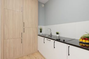 Apartment Warsaw Sławińska by Renters