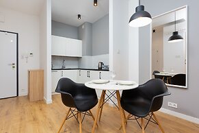 Apartment Warsaw Sławińska by Renters