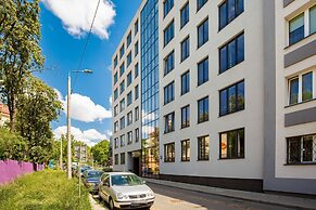 Apartment Warsaw Sławińska by Renters