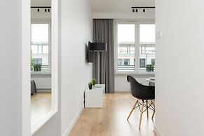 Apartment Warsaw Sławińska by Renters
