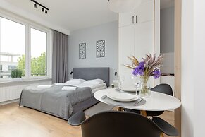 Apartment Warsaw Sławińska by Renters