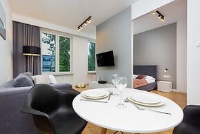 Apartment Warsaw Sławińska by Renters