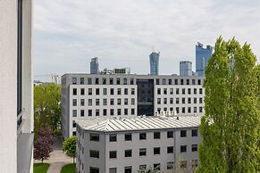 Apartment Warsaw Sławińska by Renters