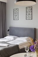 Apartment Warsaw Sławińska by Renters