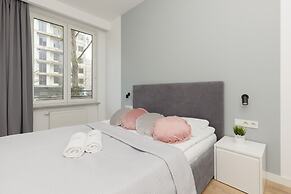 Apartment Warsaw Sławińska by Renters