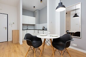 Apartment Warsaw Sławińska by Renters