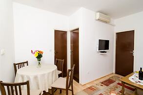 Apartment Amela
