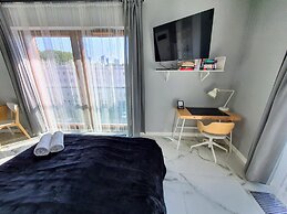 Apartments Warsaw Pawia by Renters