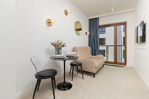 Apartments Warsaw Pawia by Renters