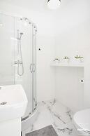 Apartments Warsaw Pawia by Renters