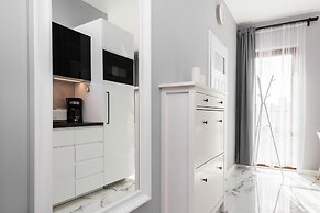 Apartments Warsaw Pawia by Renters