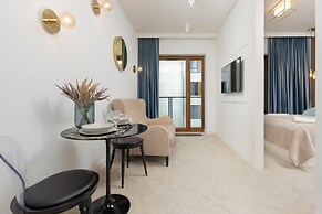 Apartments Warsaw Pawia by Renters