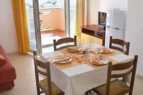 Floral Apartments Pende