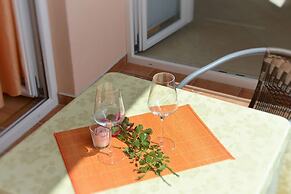 Floral Apartments Pende