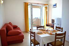 Floral Apartments Pende