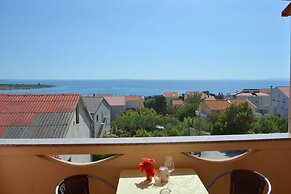 Floral Apartments Pende