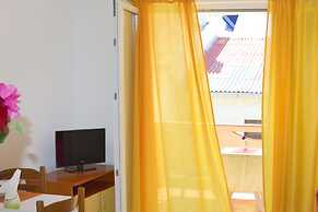 Floral Apartments Pende