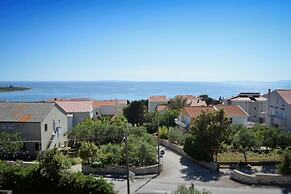 Floral Apartments Pende