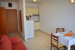 Floral Apartments Pende