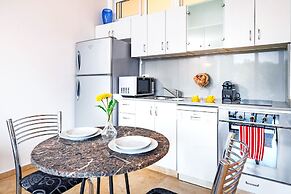 Deluxe 2BD Jaffa Dreams W Pool & Parking