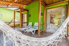 IT10 Bangalô Duplex 3 Suítes Pé na Areia