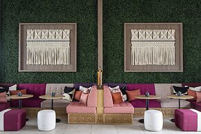 AC Hotel by Marriott Columbus Downtown