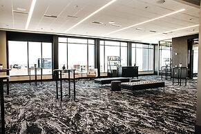 AC Hotel by Marriott Columbus Downtown