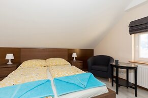 Holiday House Bursztyn by Renters