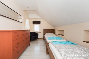 Holiday House Bursztyn by Renters