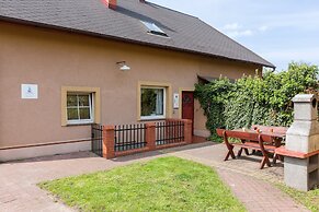 Holiday House Bursztyn by Renters