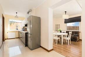 Holiday House Bursztyn by Renters